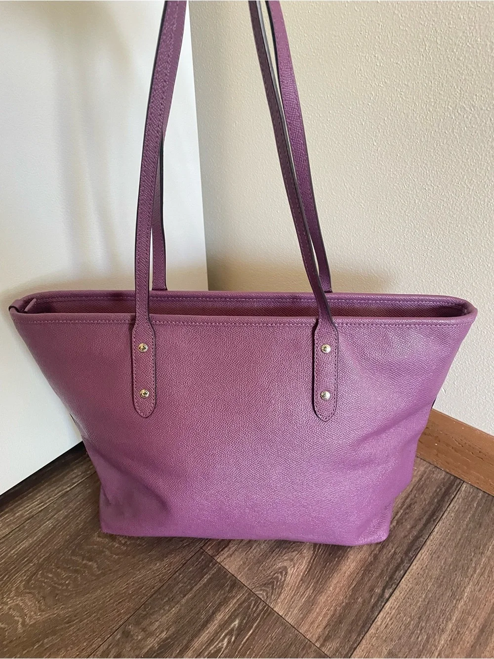 Coach City Zip Top Tote Bag Purple Crossgrain Leather Shoulder Purse - Picture 8 of 8